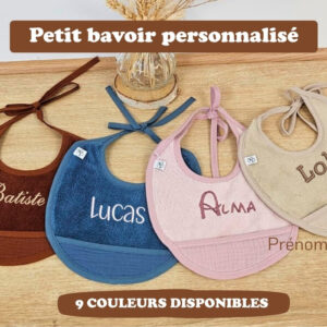 Bavoir bébé personnalisé avec prénom brodé