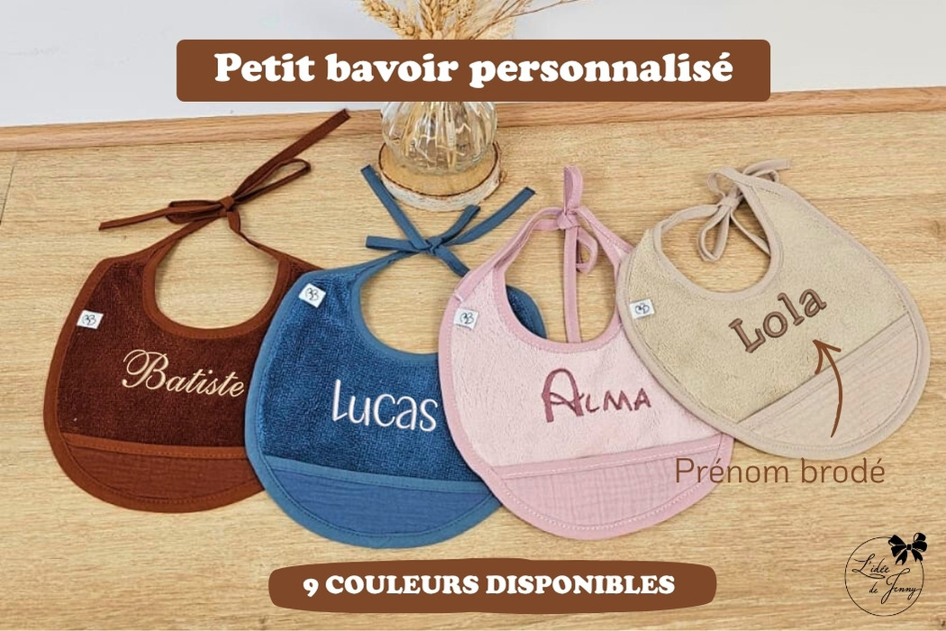 Bavoir bébé personnalisé avec prénom brodé