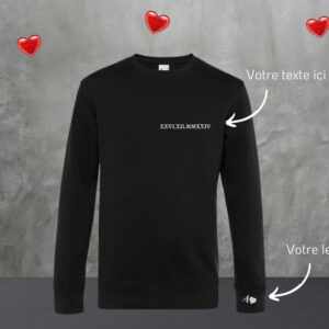 Pull personnalisé pour couple, brodé avec une date et une initiale sur la manche.
