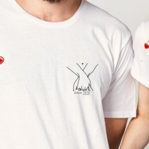 T-shirt personnalisé avec une date pour couple, idéal Saint-Valentin.