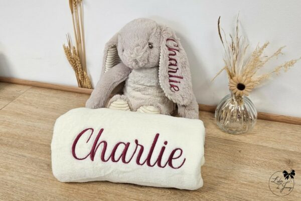 Peluche Lapin personnalisé avec plaid brodé