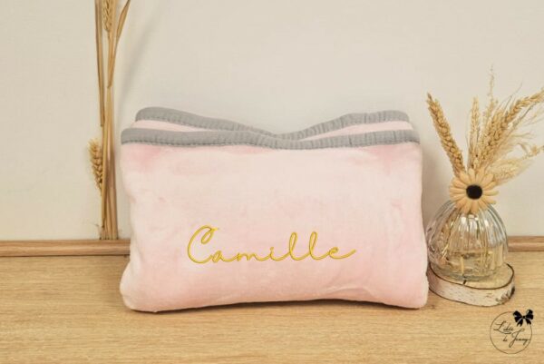 plaid brodé, cadeaux de naissance