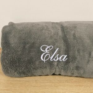 plaid brodé, cadeaux de naissance