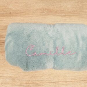 plaid brodé, cadeaux de naissance