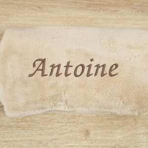 plaid brodé, cadeaux de naissance