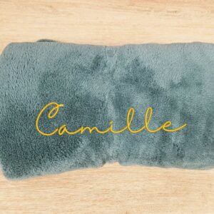 plaid brodé, cadeaux de naissance