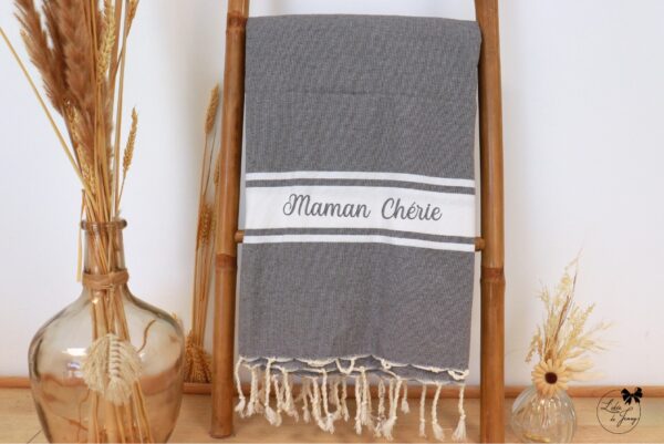 Fouta brodée personnalisée