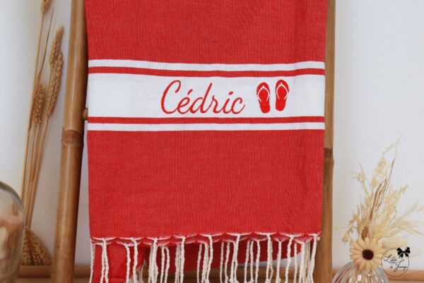 Fouta brodée personnalisée