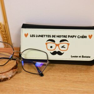 boîte à lunettes personnalisée pour Papi avec prénoms des petits-enfants