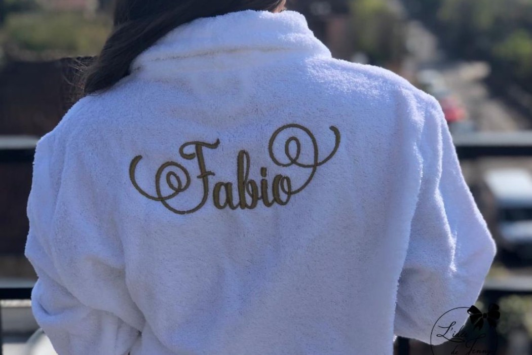 peignoir brodé, peignoir personnalisé, peignoir pour adulte