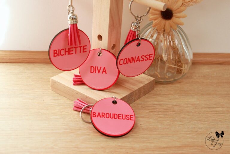 Porte-clé diva, Porte-clé connasse Porte-clé en bois rond rose, porte-clé humour pour femme