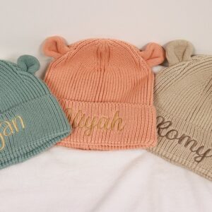 bonnet de naissance brodé