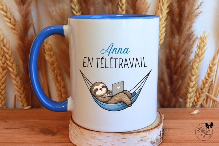 Mug humour télétravail personnalisé avec prénom et paresseux